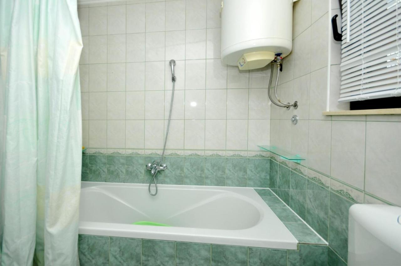 Roso Apartment With Sea View Трогир Экстерьер фото